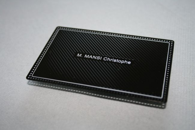 Carte originale en métal noir PREMIUM
